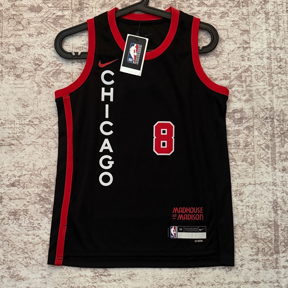 NWT NBA Chicago Kids Jersey - Black and Red
